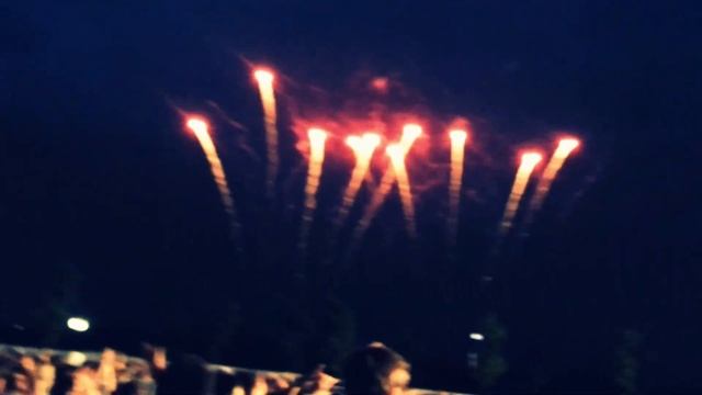 Пикник Aфишы 2013. Blur - Song#2 Салют смотреть онлайн