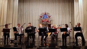 Ансамбль народных инструментов (преподаватели) 2013г