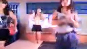 JB Girls dançando Waka Waka.3gp