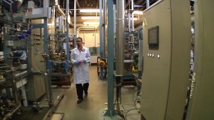 Завод производителя масел REPSOL в Испании