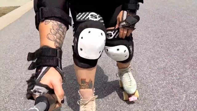 Skate Vlog - Hill Bombing, taking off my toestops, footwork, cartwheel practice смотреть онлайн