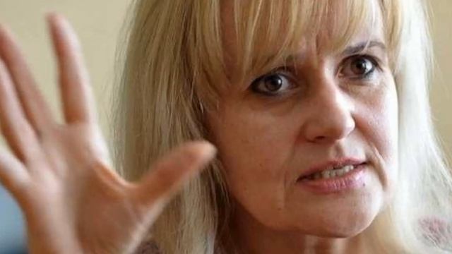 Ирина Фарион. А я маленькая СВОЛОЧЬ, а я маленькая ДРЯНЬ!!! смотреть онлайн