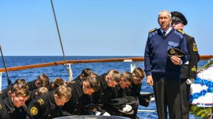 Русским морякам