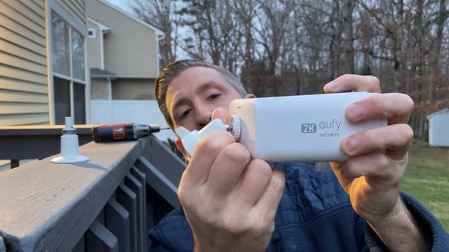 SOLAR POWERED CAMERA & FLOODLIGHT - EUFY SoloCam S40 Review ☀️☀️☀️
