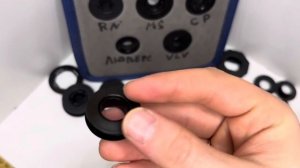 Автомобильные клипсы. Крепления для ковриков.