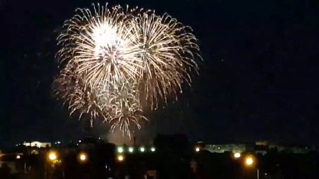 салют. смотреть онлайн