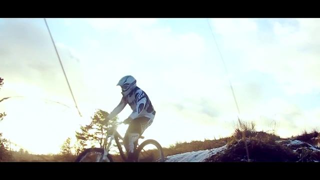 2011ДЕК Проедь так чтоб снежок полетел 720p  Велокино