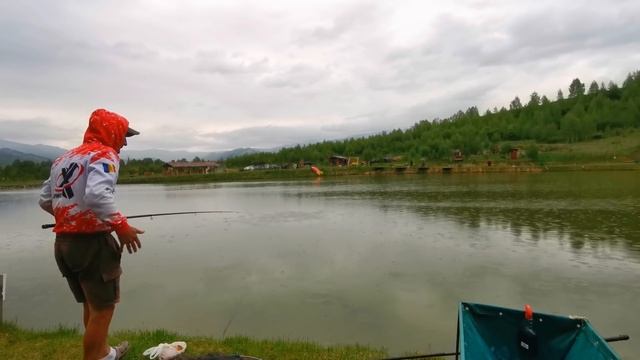 Pescuit CARASI La PLUTA cu Bologneza Baracuda Magic 500 - Zi de pescuit cu de toate 🙂 смотреть онлайн