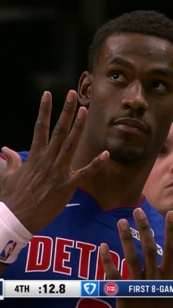 How many wins in a row for Detroit?