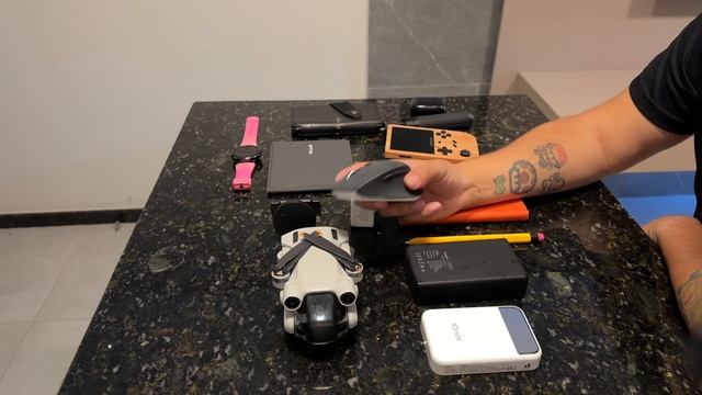 🏖️Here's my beach EDC! смотреть онлайн