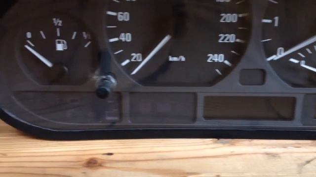 BMW E46 Tachometer/Drehzahlmesser, tachometr 0263606217 316i 77kw 1998 automat смотреть онлайн