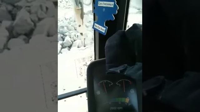 Volvo ec140 c breaking concrete смотреть онлайн