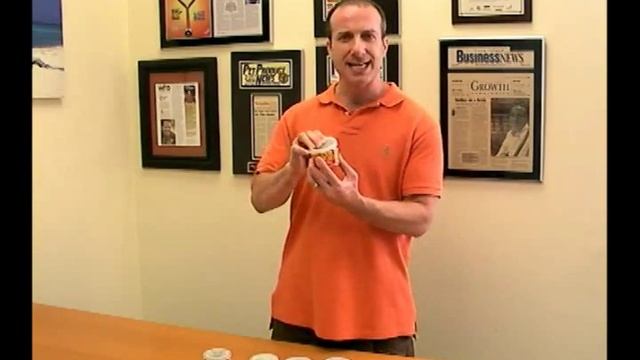 Zoo Med Can O Crickets, Can O Worms & Other Can O Foods for Reptiles смотреть онлайн