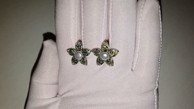Серьги с натуральным Жемчугом, желтыми Сапфирами и Хромдиопсидом