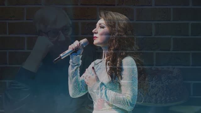 Рада Рай При долине куст калины