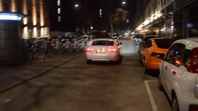 Audi A5 ABT 3.2L V6 Cruising in inner city смотреть онлайн