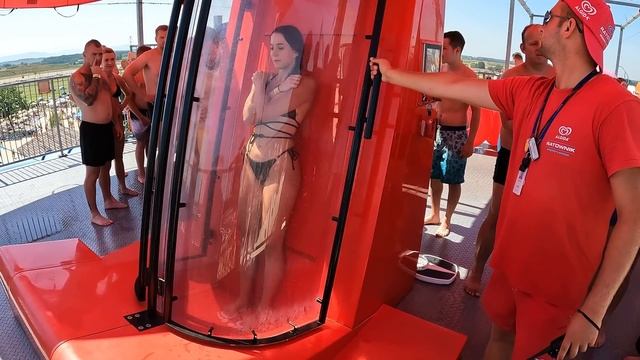 Waterslides at Energylandia Water Park in Poland смотреть онлайн