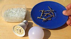 Эксперимент  битое стекло, люминофор эпоксидная смола  лампа из эпоксидной смолы. Resin lamp