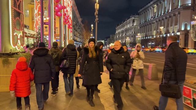 МОСКВА LIVE: Пятничная прогулка смотреть онлайн