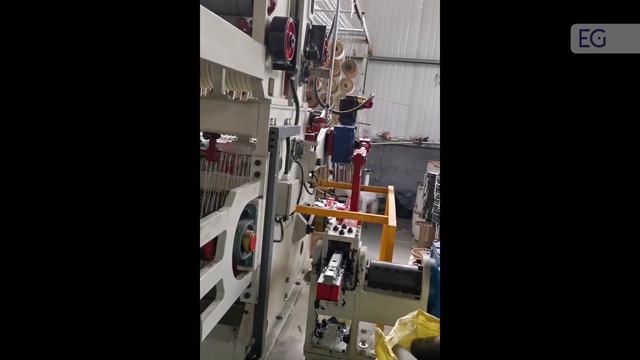 Автоматизированный ткацкий сетчатый станок ZRS17 смотреть онлайн