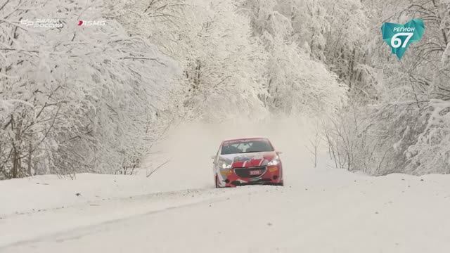 Смоленский автогонщик «накатал» более 300 призовых кубков