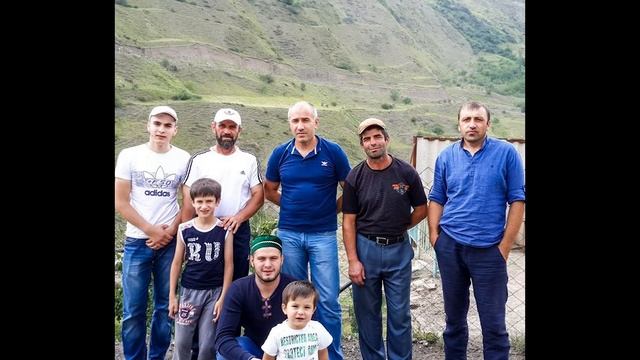 АВАРСКИЙ ПАНДУР ПОЮТ ХУРУХЦЫ ЧАРОДИНСКОГО РАЙОНА