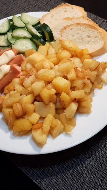 FRIED POTATOES AND SAUSAGES. #Shorts