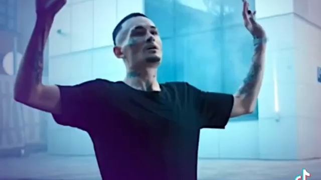 вот правильно Моргерн... зделал я би тоже так показала😂 смотреть онлайн