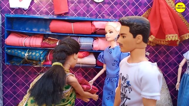Barbie and ken dress shopping | shopping vlog | mini foodies | смотреть онлайн
