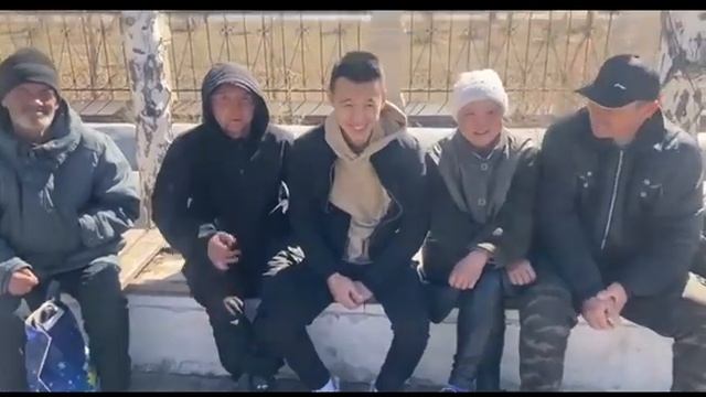 арман поздравляет иру