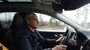 Volvo XC60 T6 recharge обзор