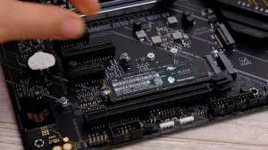 ASUS ROG MAXIMUS Z690 HERO REVIEW AND UNBOXING