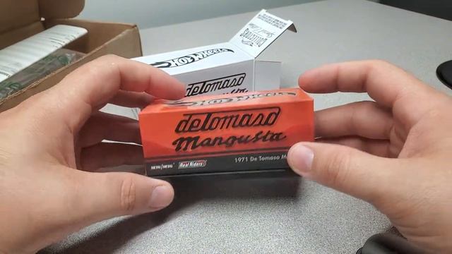 HOT WHEELS 1971 De Tomaso Mangusta expose смотреть онлайн