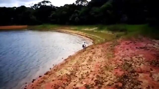 SMART TRACK FOLLOW ME - COM FIMI X8 SE NA BEIRA DA REPRESA смотреть онлайн