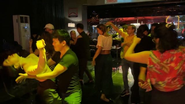 Salsa Bachata Kizomba Zouk Party | Dillingers | Metro Manila, Philippines 🇵🇭 Fotolex Dance TV