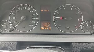 Как узнать напряжение в бортовой сети Мерседес