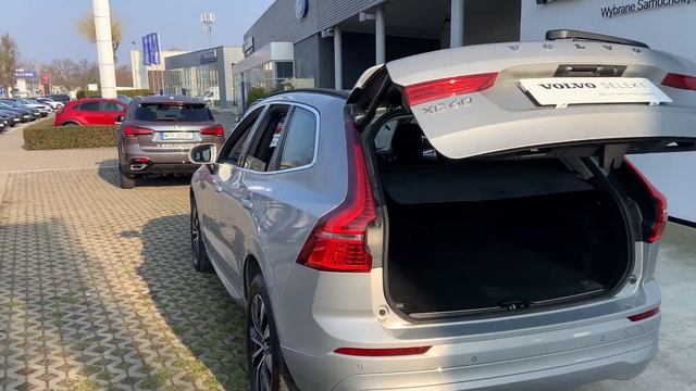 Volvo XC60 B4 B Core смотреть онлайн