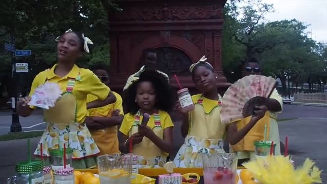 Fleur De Licious Lemonade Stand commercial смотреть онлайн