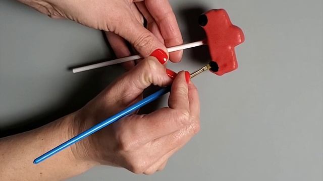 How to make a Red Christmas Truck Cake Pop using Cake Pop Stamps смотреть онлайн