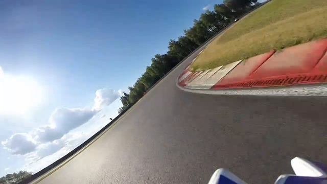 Moscow Raceway: BMW S1000RR onboard смотреть онлайн