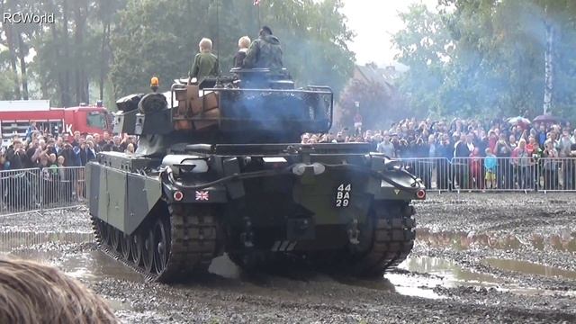 Stahl auf der Heide 2014 ♦ Battle Tank Centurion in Action ♦ British Army Panzer смотреть онлайн