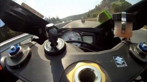BMW K1200S playing with GSXR750K6