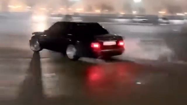 #w140#w124#w211#w210