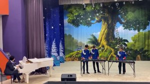 1.И.Парфенов "Лыжный кросс" 2. Г. Петер "Галоп Цирк Ренца"
