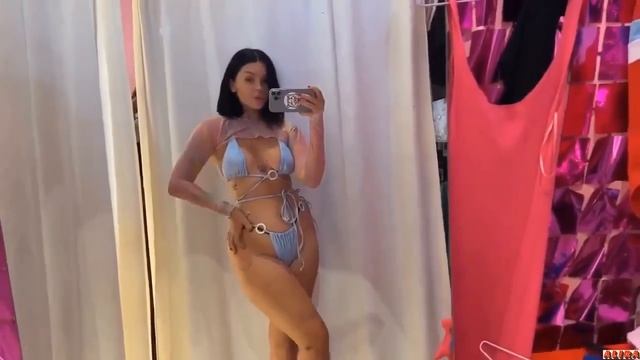 Люблю срывать с себя микро бикини 😋. 18+. Эротика смотреть онлайн