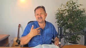 Клип "Нашёл я в Боге..." - Vladimir Bobrikov - "Семейный микрофон" 12.07.2020