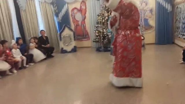 Новый год 2018. Утренник Ертостик смотреть онлайн