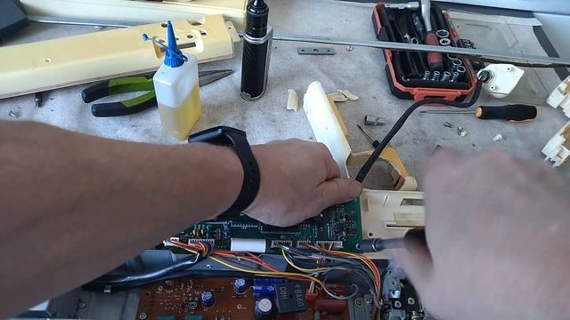 Знакомство с Сильвером. Silver Reed SK 580. Часть 1. смотреть онлайн