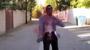 Люди зомби руки в верх