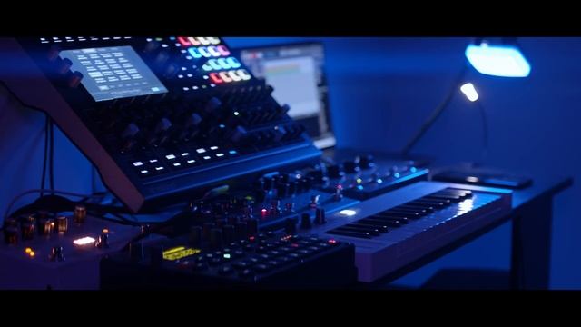 State Azure Waldorf Iridium Improv. #2 Space Ambient (Iridium, Big Sky, Microcosm, Digitakt)